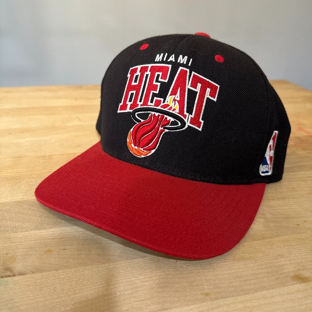 Miami Heat Snapback Hat - Mitchell & Ness